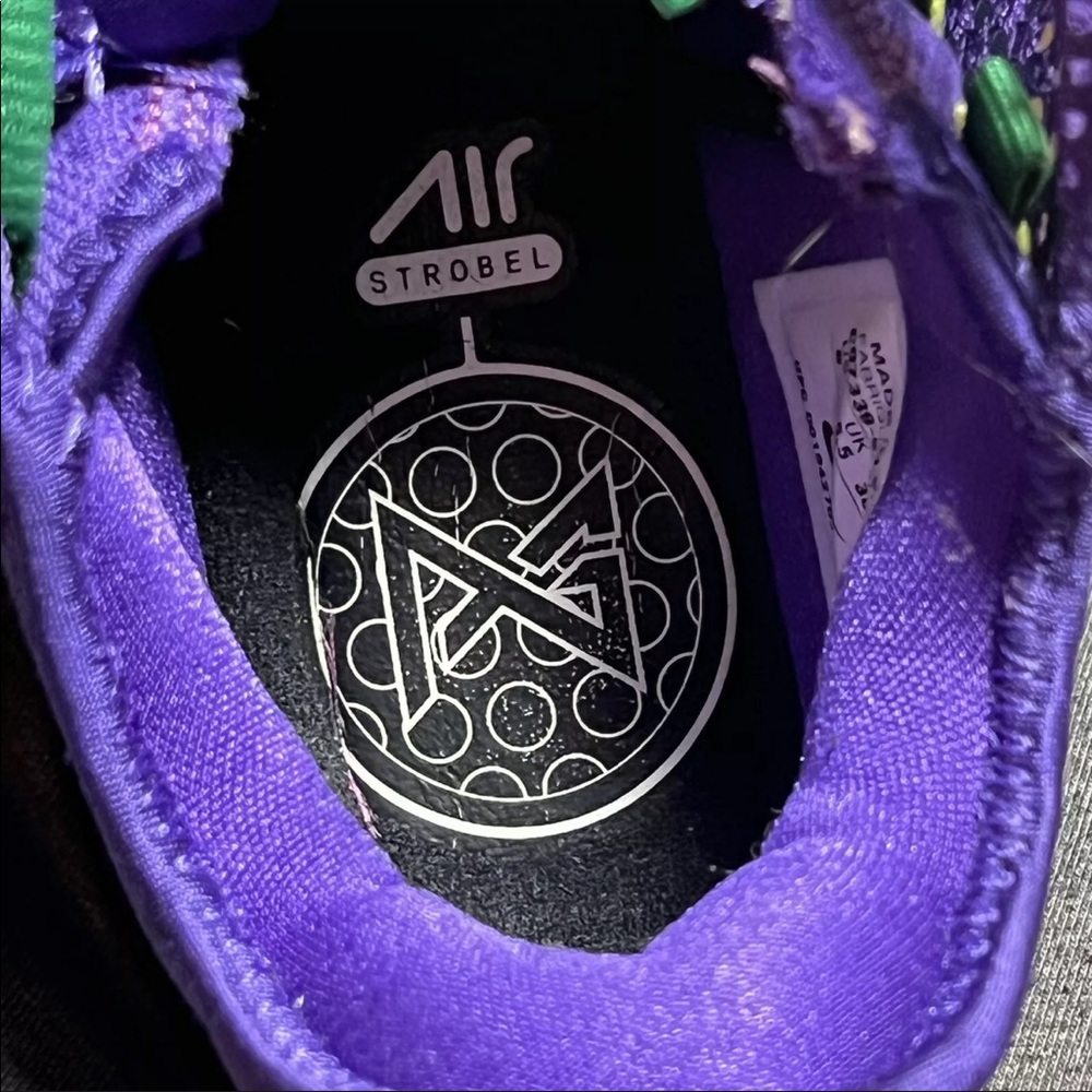 Nike Air Strobel sneakers womens Sz.6 purple & green • CQ7339-991 - Picture 9 of 9